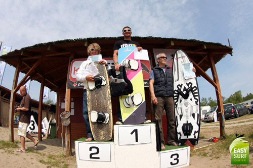 kiterace0064m.jpeg