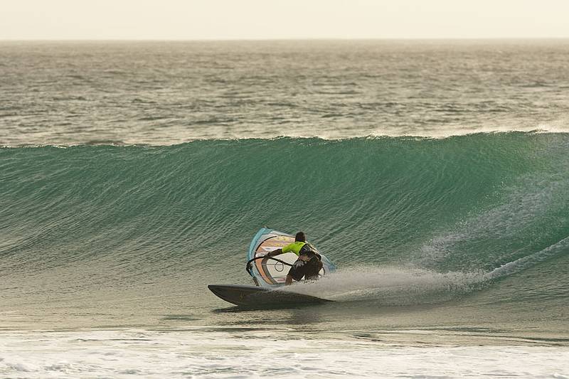 Kauli%20perfect%20wave[1].jpg